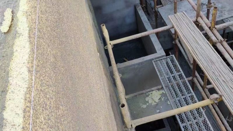 外墙防水与屋顶防水材料能否通用？解析与考量**