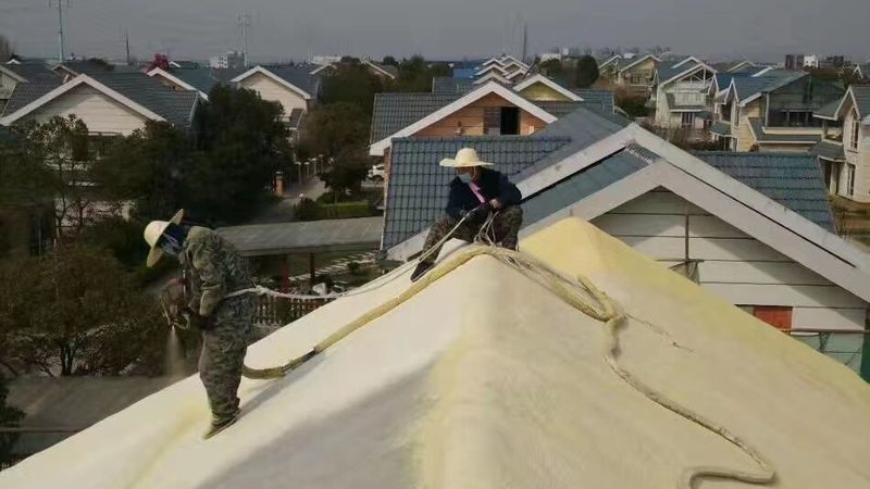 成都游泳池防水材料选材关键：性能与标准并重**